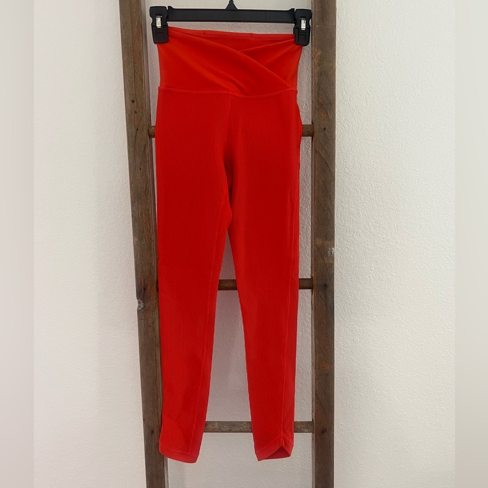 Athleta Elation Ribbed 7/8 Leggings